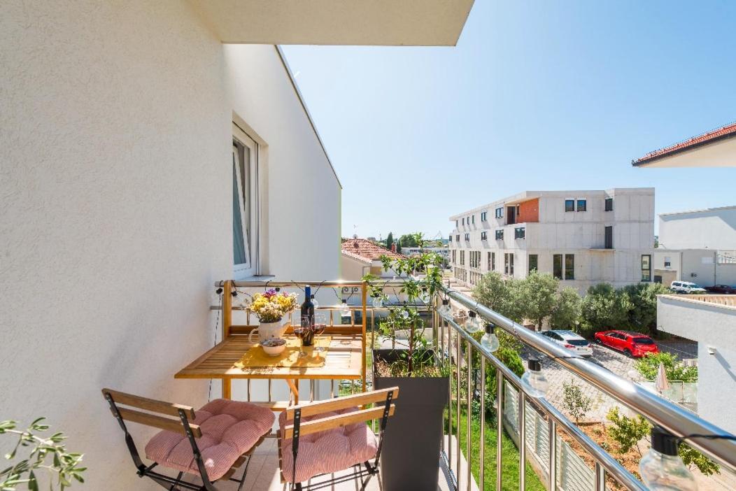Narancin Apartments トロギール エクステリア 写真